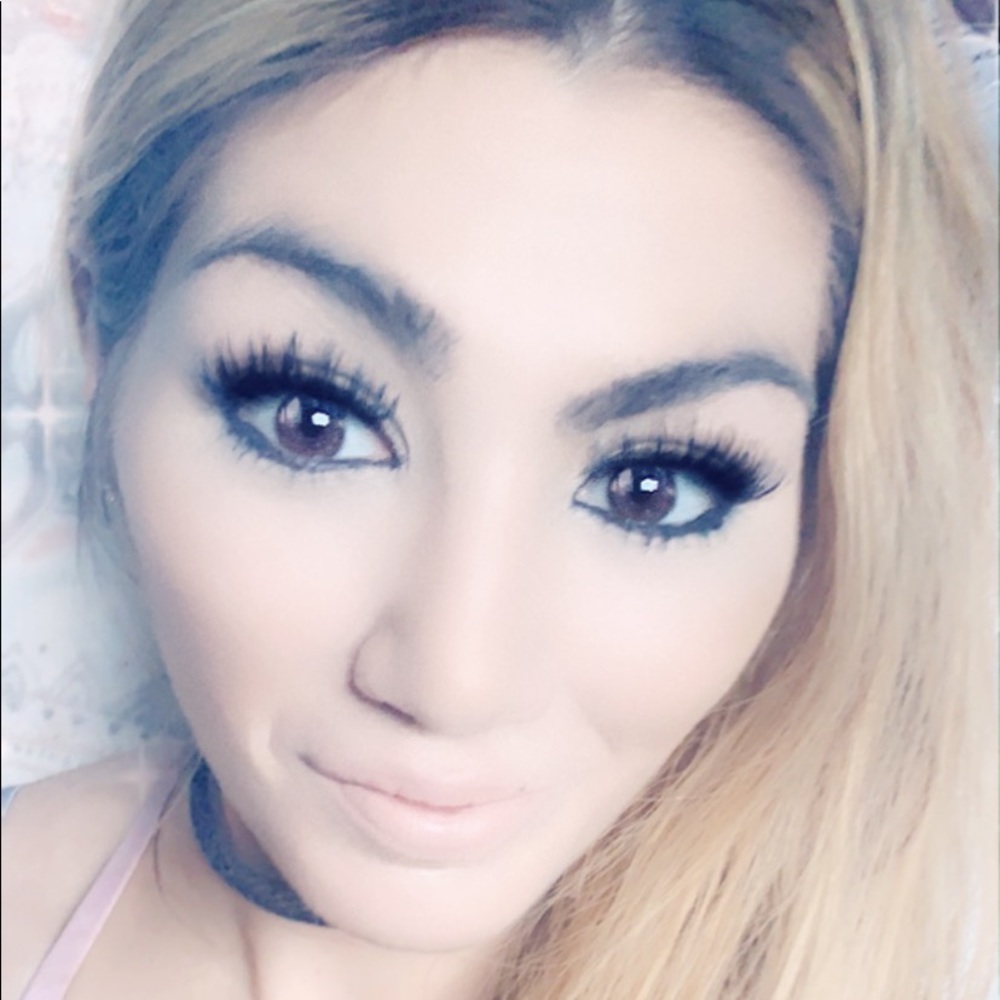 Meet your Posher, Alexandra